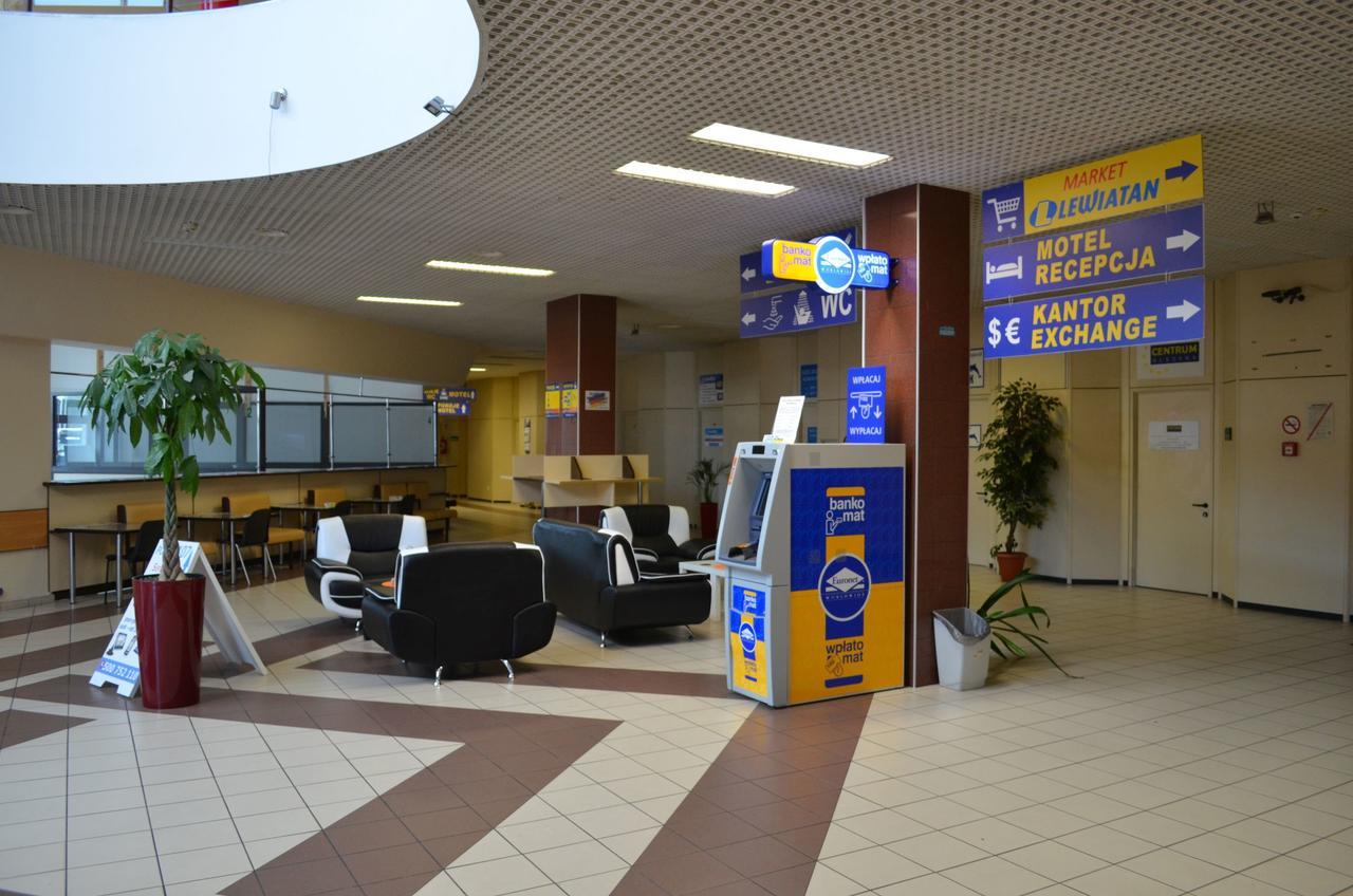 Centrum Olszyna Olszyna  Exteriör bild